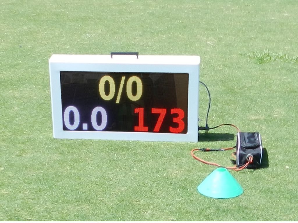 P2.5 portable battery powered cricket scoreboard