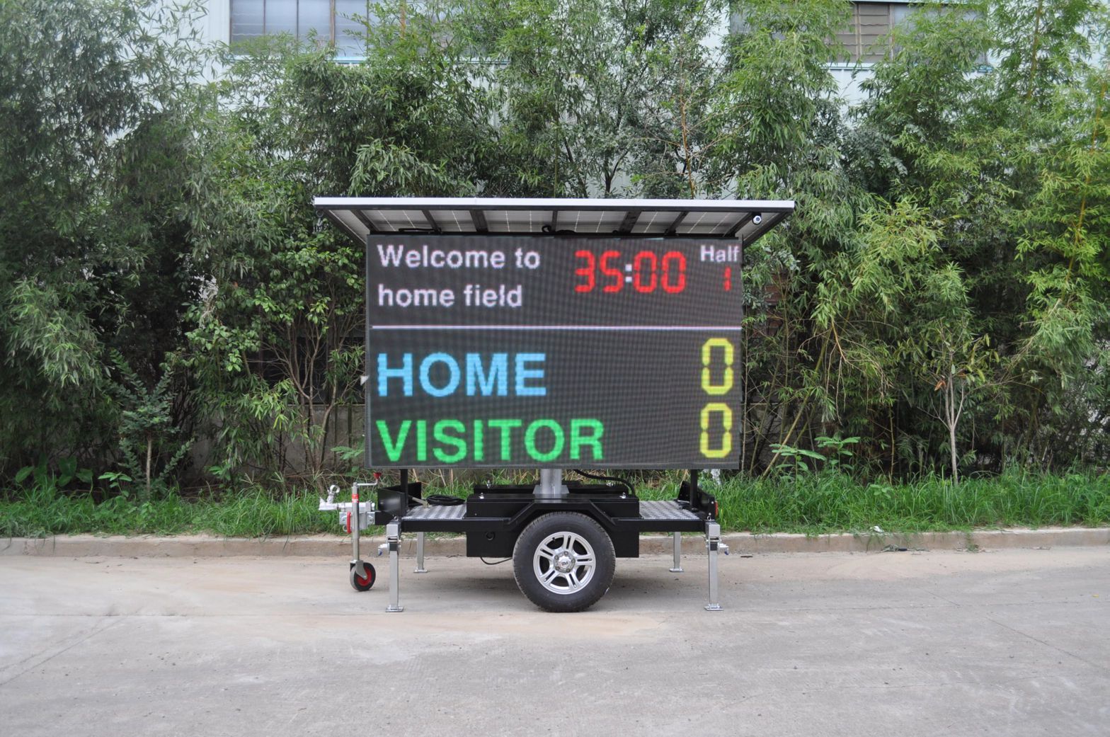 Trailer-mounted LED scoreboard